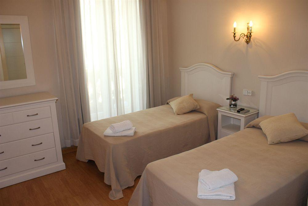 Hostal Montecarlo Madrid Exterior photo